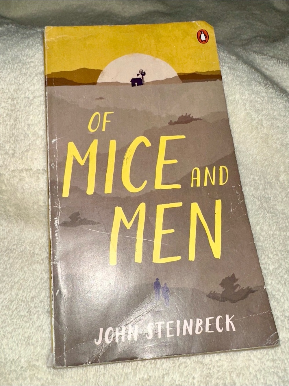 Of Mice and Men John Steinbeck Penguin Paperback Classic Fiction Literature Book
